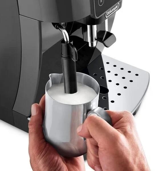 Espresso DeLonghi Magnifica ECAM 220.22.GB