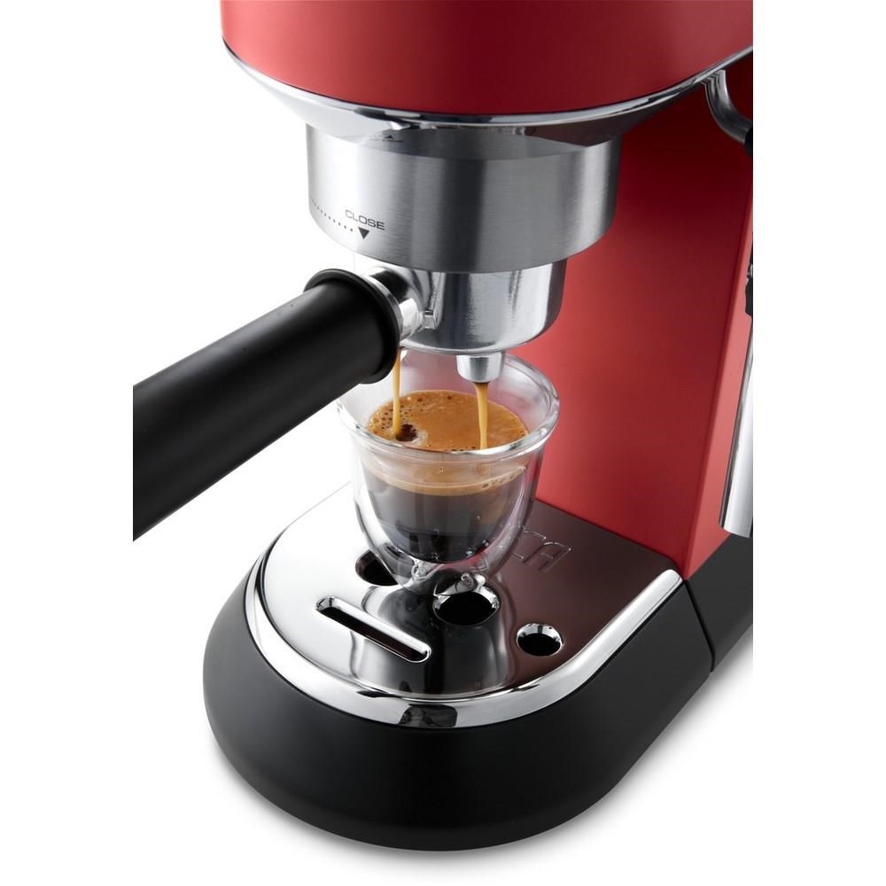 Espresso DeLonghi Dedica EC 685.R pákový kávovar, červená